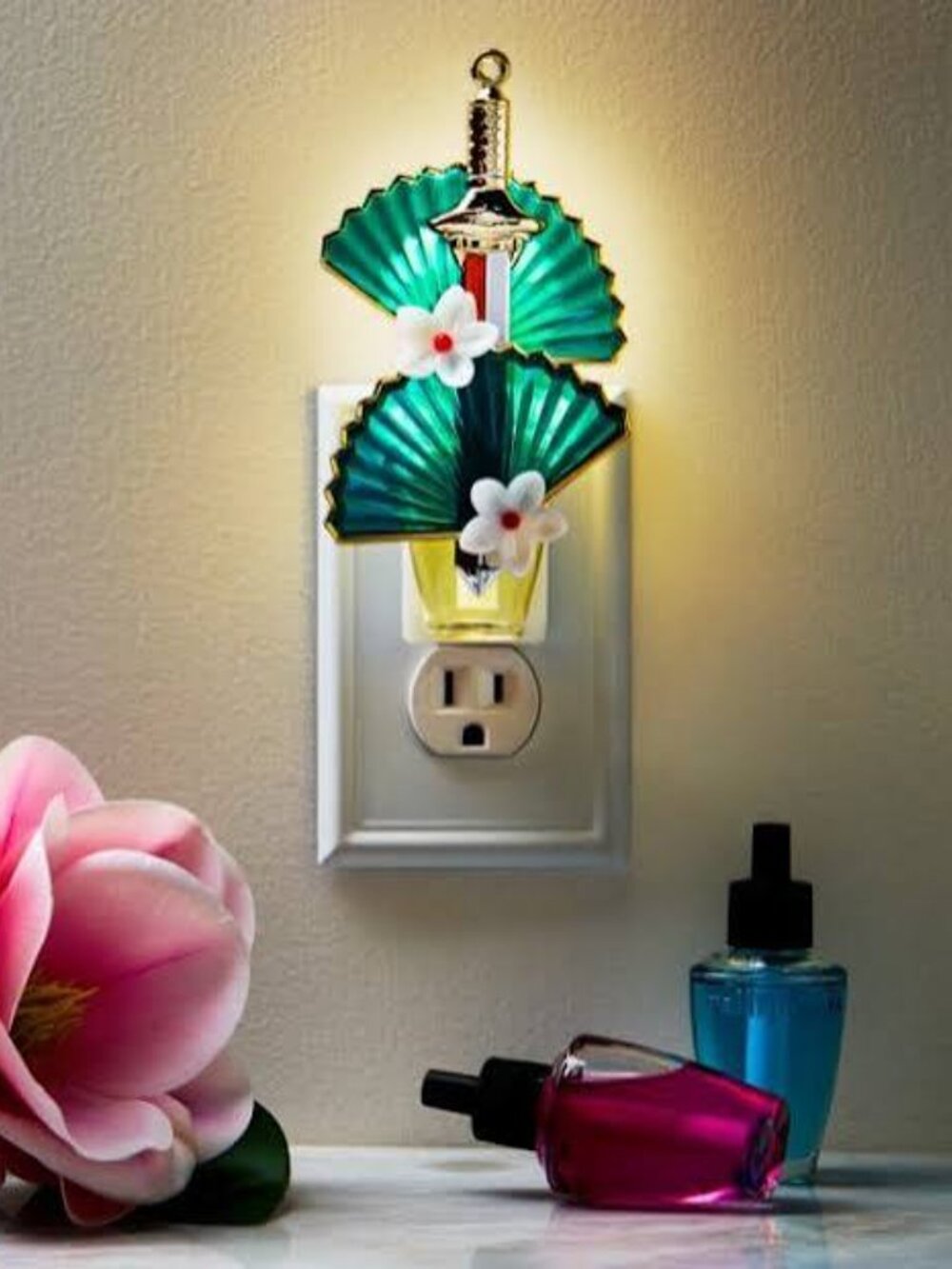 Bath and Body Works-Disney Mulan Wallflower-NWT
